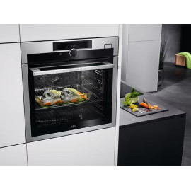 Духовой шкаф AEG BSE988330M
