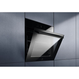 Духовой шкаф ELECTROLUX EOB8S39WZ