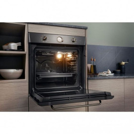 Духовой шкаф Hotpoint-Ariston FIT 801 SC AN