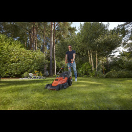 Газонокосилка электрическая Black&Decker BEMW471BH