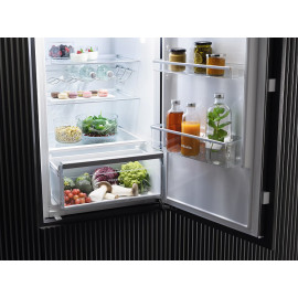 Холодильник MIELE K 7326 E