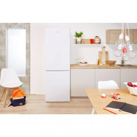 Холодильник INDESIT ES 20