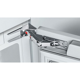 Холодильник BOSCH KIF86HD20R