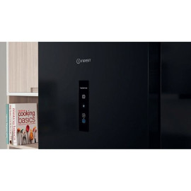 Холодильник INDESIT ITS 5200 B