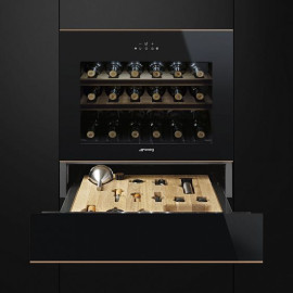 Винный шкаф Smeg CVI618NRS