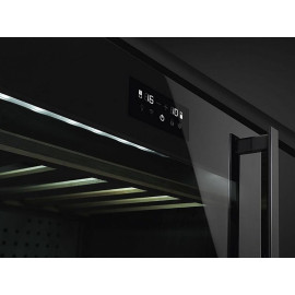 Винный шкаф SMEG CVI638LWN3