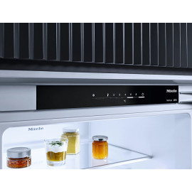 Холодильник MIELE KDN 7724 E