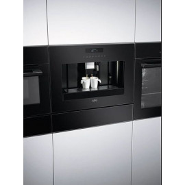 Кофемашина встраиваемая AEG KKE884500B