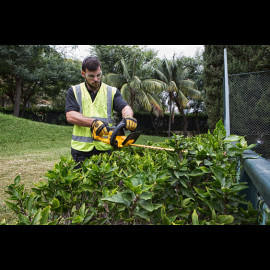Аккумуляторный кусторез DeWalt DCM563PB-XJ