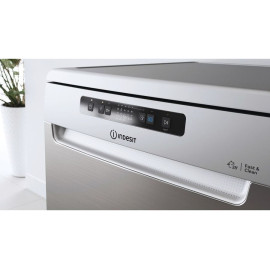 Посудомоечная машина INDESIT DFC 2B+19 AC X