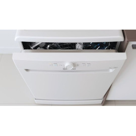 Посудомоечная машина INDESIT DFE 1B19 13