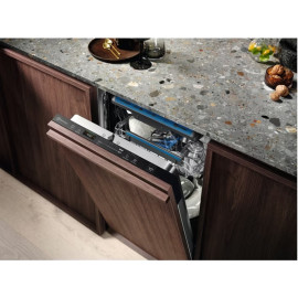 Посудомоечная машина ELECTROLUX EEM43201L