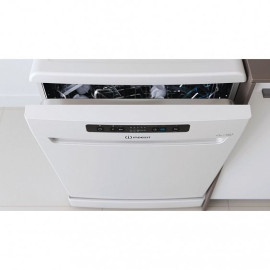 Посудомоечная машина INDESIT DFC 2B+16