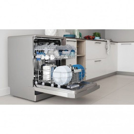 Посудомоечная машина INDESIT DFC 2C24 A X