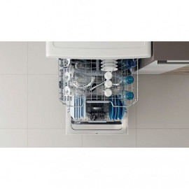 Посудомоечная машина INDESIT DFC 2B+16