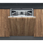 Посудомоечная машина HOTPOINT-ARISTON HIC 3O33 WF