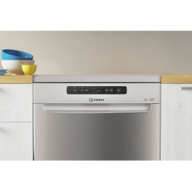 Посудомоечная машина INDESIT DFC 2B+19 AC X