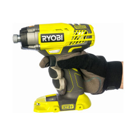 Винтоверт RYOBI R18ID3-0