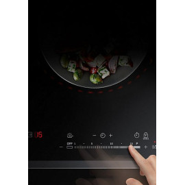 Поверхность SAMSUNG NZ63K7777BK