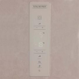Холодильник HOTPOINT-ARISTON HTS 8202I M O3
