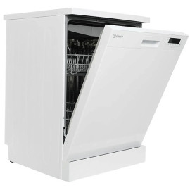 Посудомоечная машина INDESIT DF 5C85 D