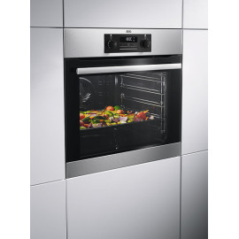 Духовой шкаф AEG BEB331010M