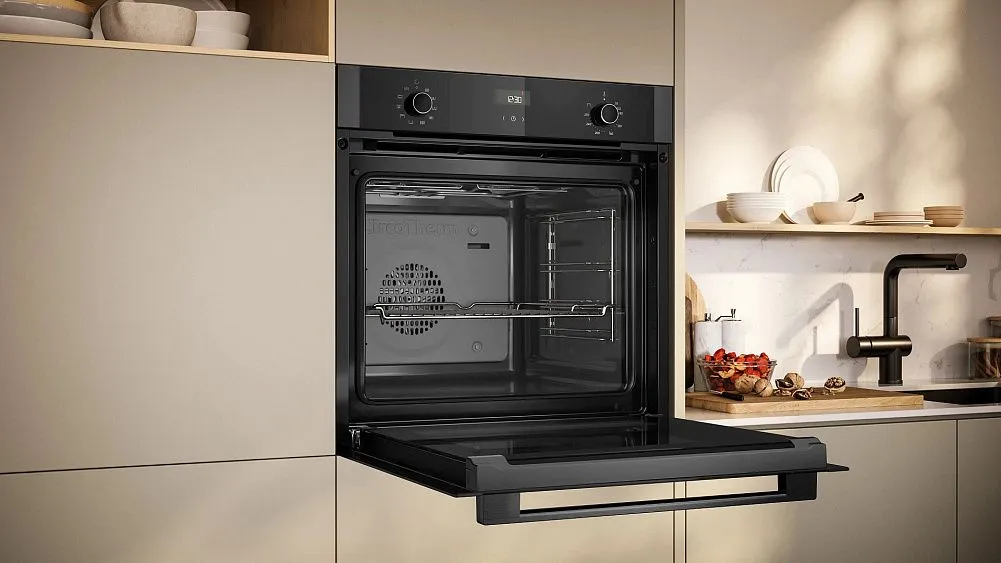 Духовой шкаф NEFF B1ACE4AG3