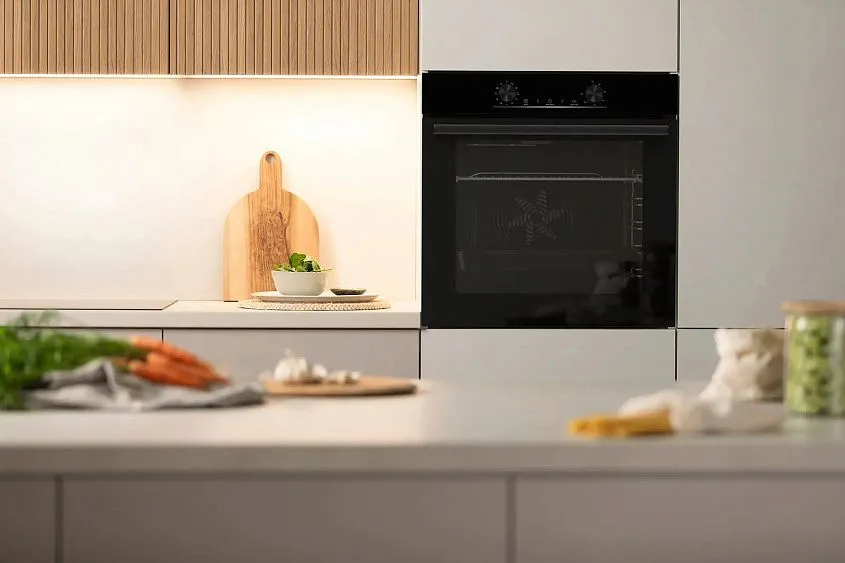 Духовой шкаф GORENJE BO6735E02BKOT
