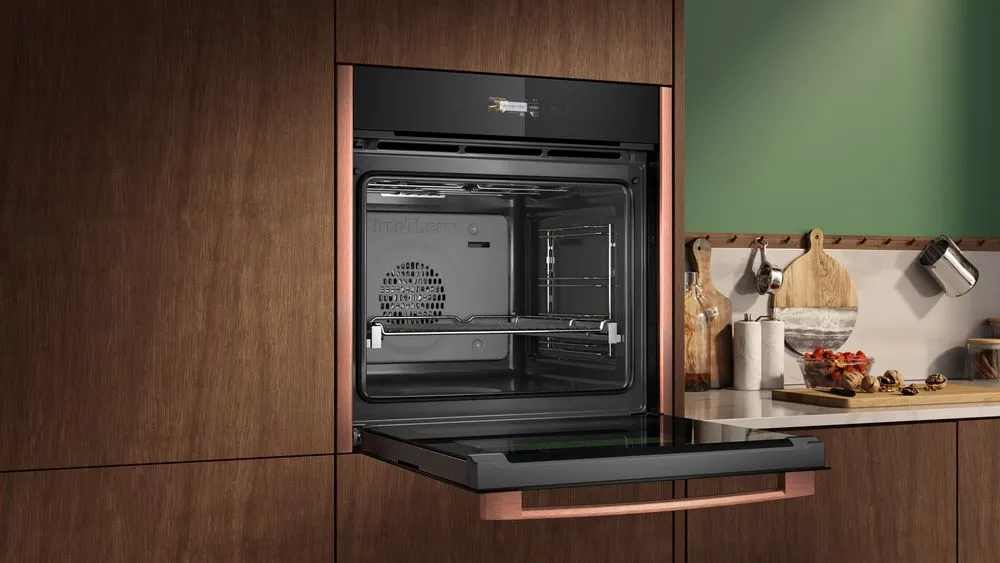 Духовой шкаф NEFF B29CR3AY0