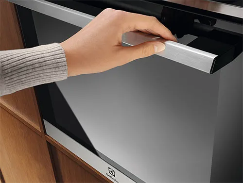 Духовой шкаф ELECTROLUX LOE8F38X