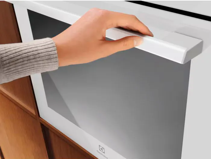 Духовой шкаф ELECTROLUX LOE8H39V