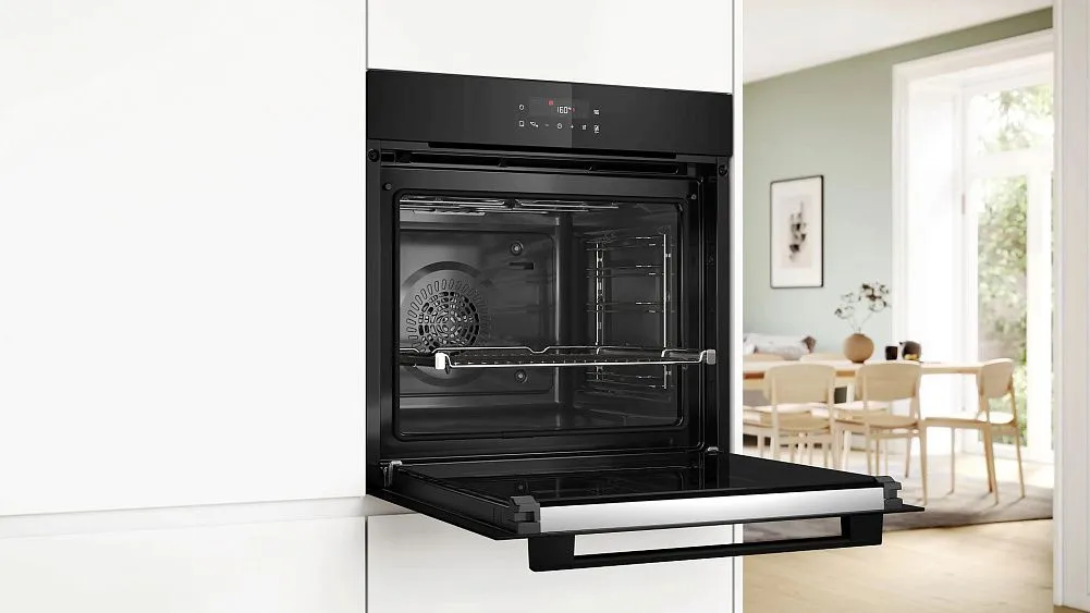 Духовой шкаф BOSCH HBG571EB4