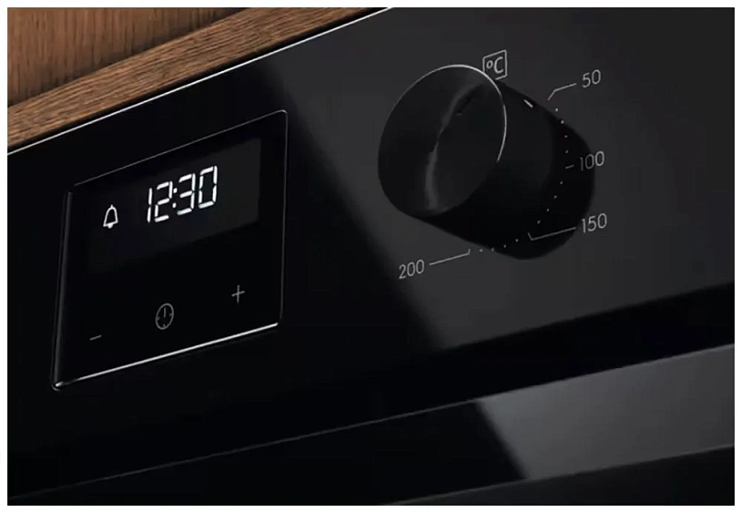 Духовой шкаф ELECTROLUX LOF3H10BK