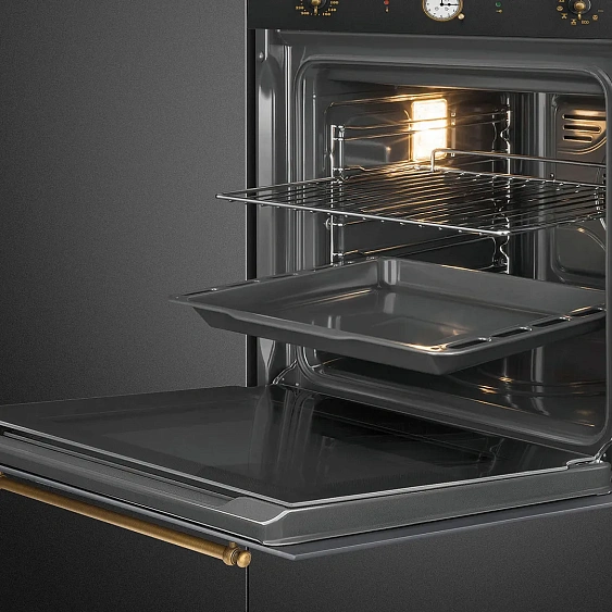 Духовой шкаф SMEG SFP68C1TAO