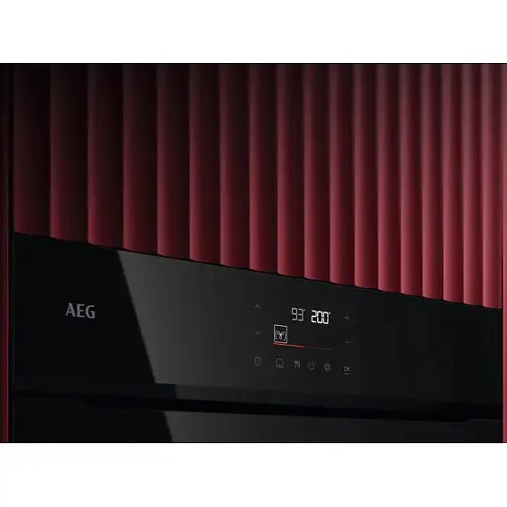 Духовой шкаф AEG NBU5P43PB