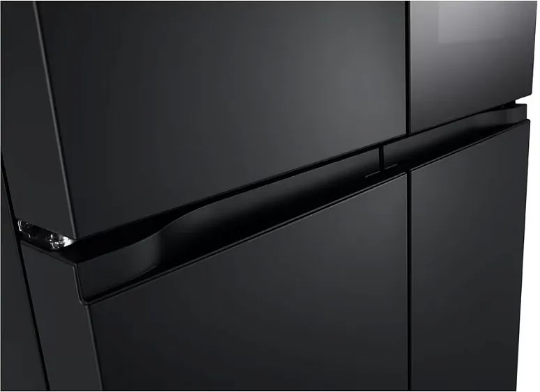 Холодильник LG GC-V22FFBMB