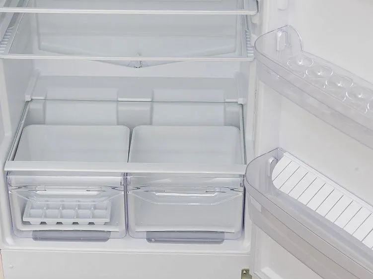 Холодильник INDESIT TIA 14 E