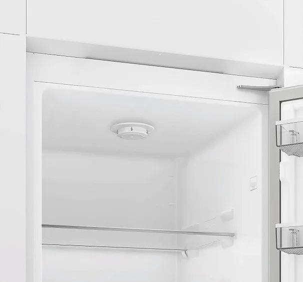 Морозильный шкаф HOTPOINT-ARISTON HBTF 18I