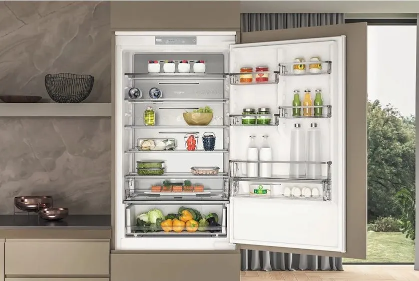 Холодильник WHIRLPOOL WHSP70T121