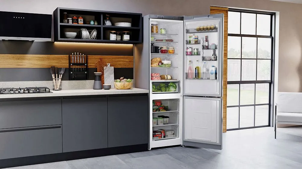 Холодильник HOTPOINT-ARISTON HT 6200 S