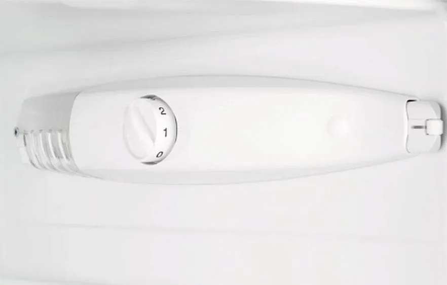 Холодильник ELECTROLUX LXB2AE82S