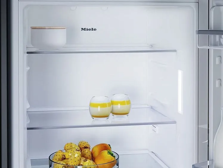 Холодильник MIELE K 7115 E