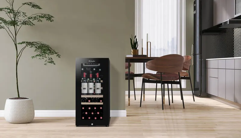 Винный шкаф LA SOMMELIERE LS38BLACK