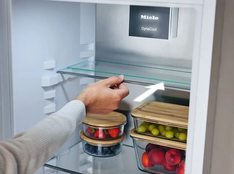 Холодильник MIELE K 7777 B