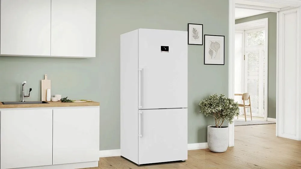 Холодильник BOSCH KGP76AWC0N