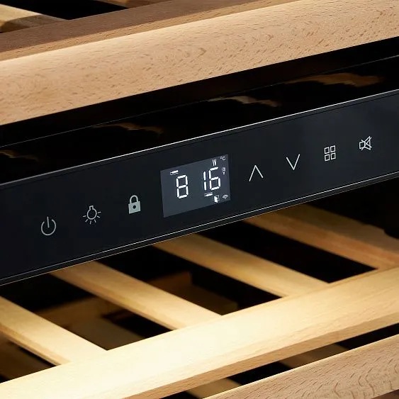 Винный шкаф TEMPTECH SKX6070DRB