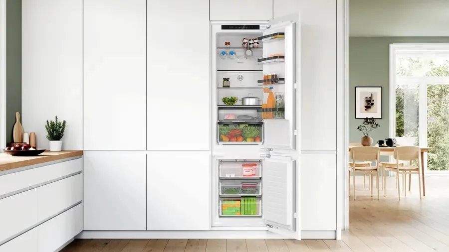 Холодильник BOSCH KIN96SFD0