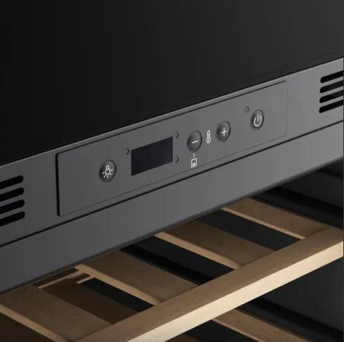 Винный шкаф FRANKE FMA 36 WCR BK (131.0733.786)