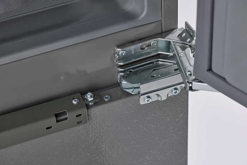 Холодильник LEDUM LBRF-230 S