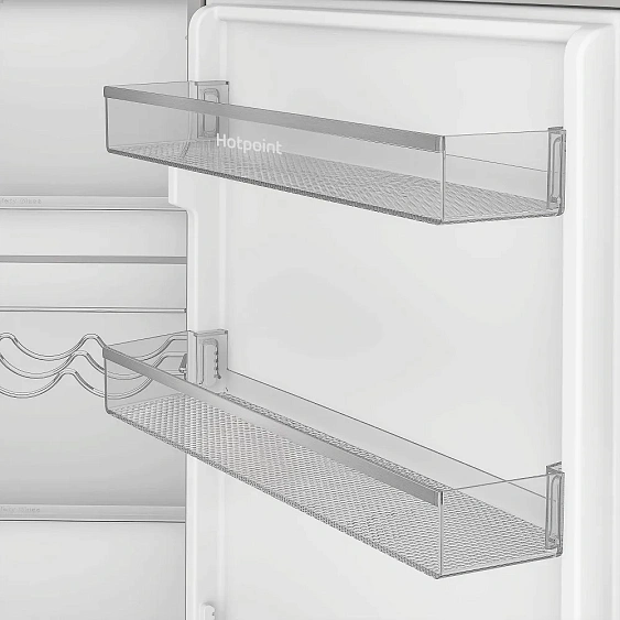 Холодильник HOTPOINT-ARISTON HBDR 18I